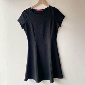 boohoo black short sleeve fit & flare mini dress size 4